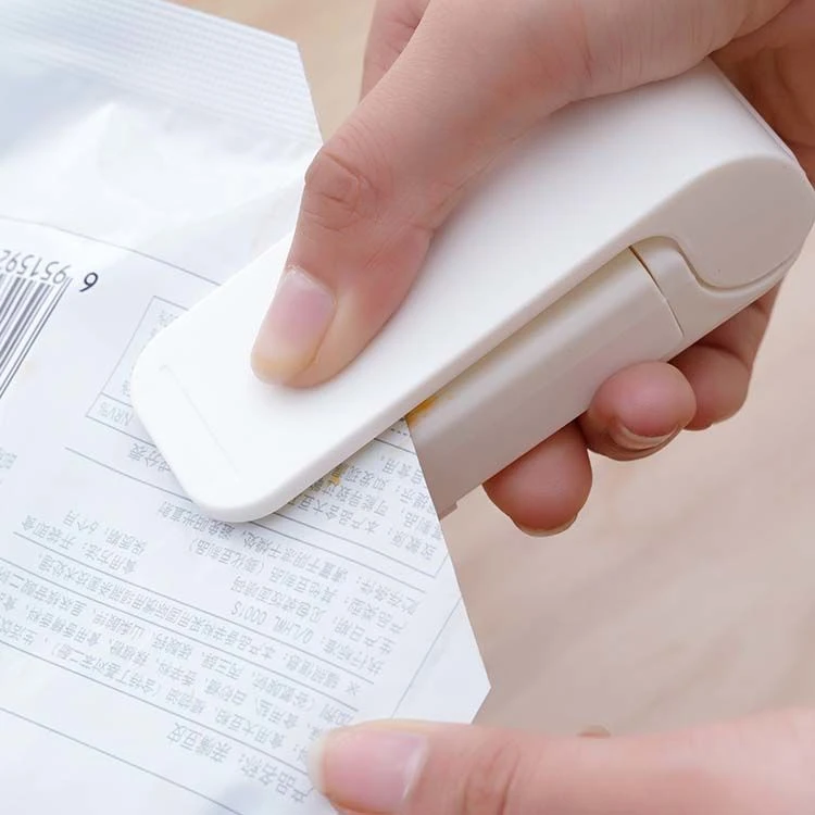 你我她 便携式迷你封口器零食封口机塑封食品保鲜封口