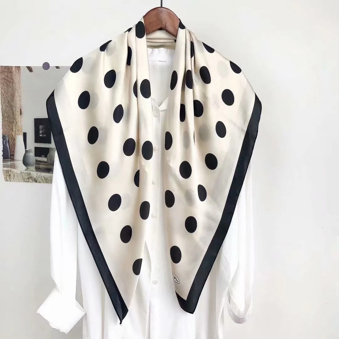 经典纯色圆点丽锦缎百搭图案90丝巾领巾围巾春秋时尚气质波点