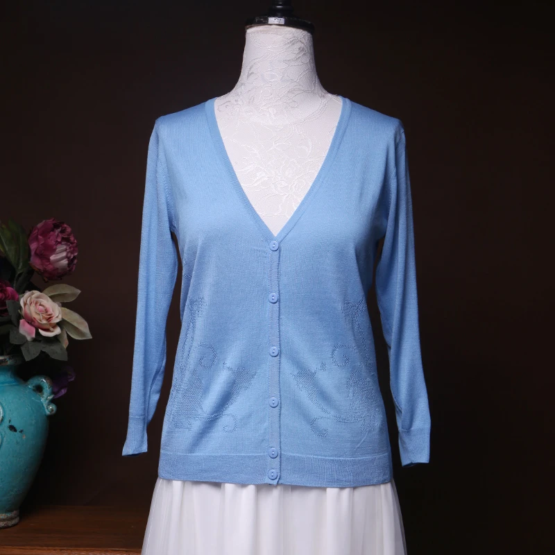 （崔万志推荐）高端100分桑蚕丝 针织衫 天蓝色 WZ3876