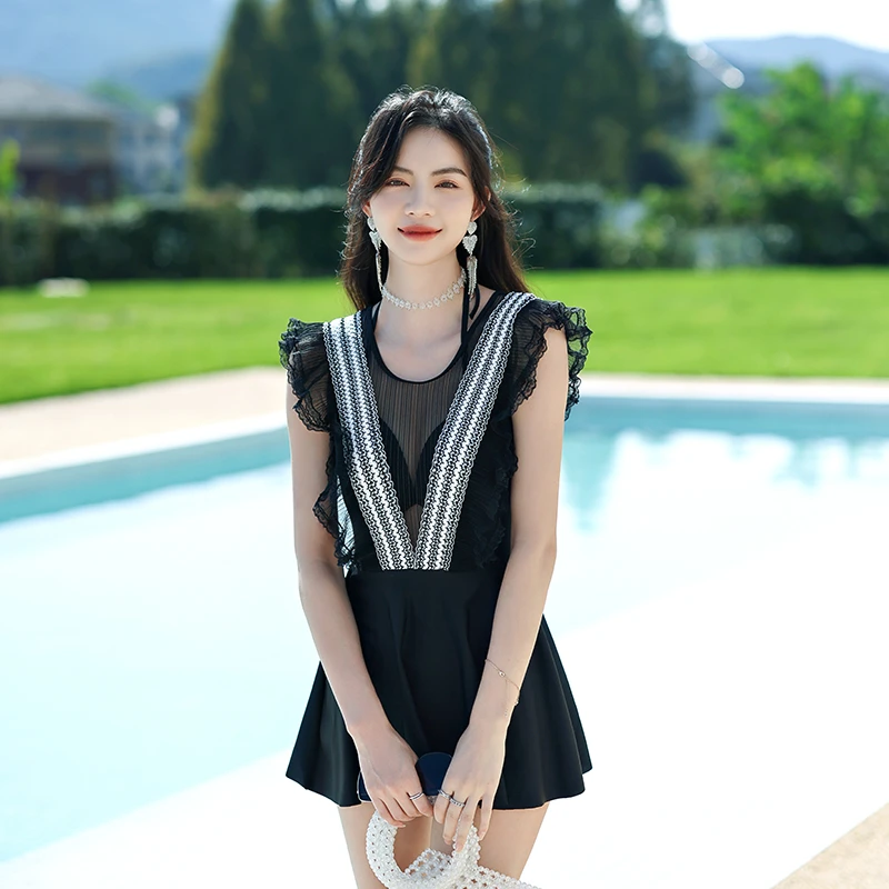 【汐歌儿】泡温泉蕾丝气质无袖泳衣女性感显瘦遮肚镂空保守学生游泳