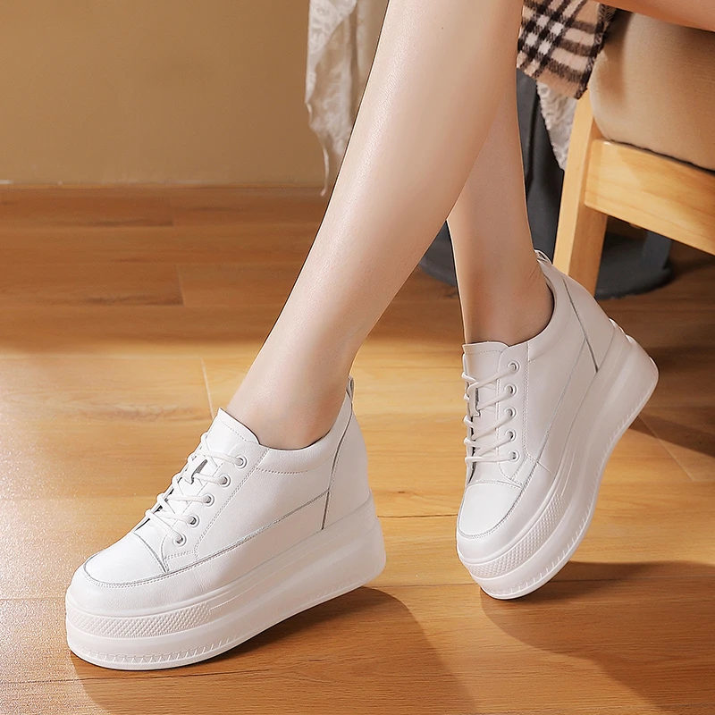 内增高女鞋春季新款1米5小个子高跟鞋厚底百搭休闲网红女士小白鞋