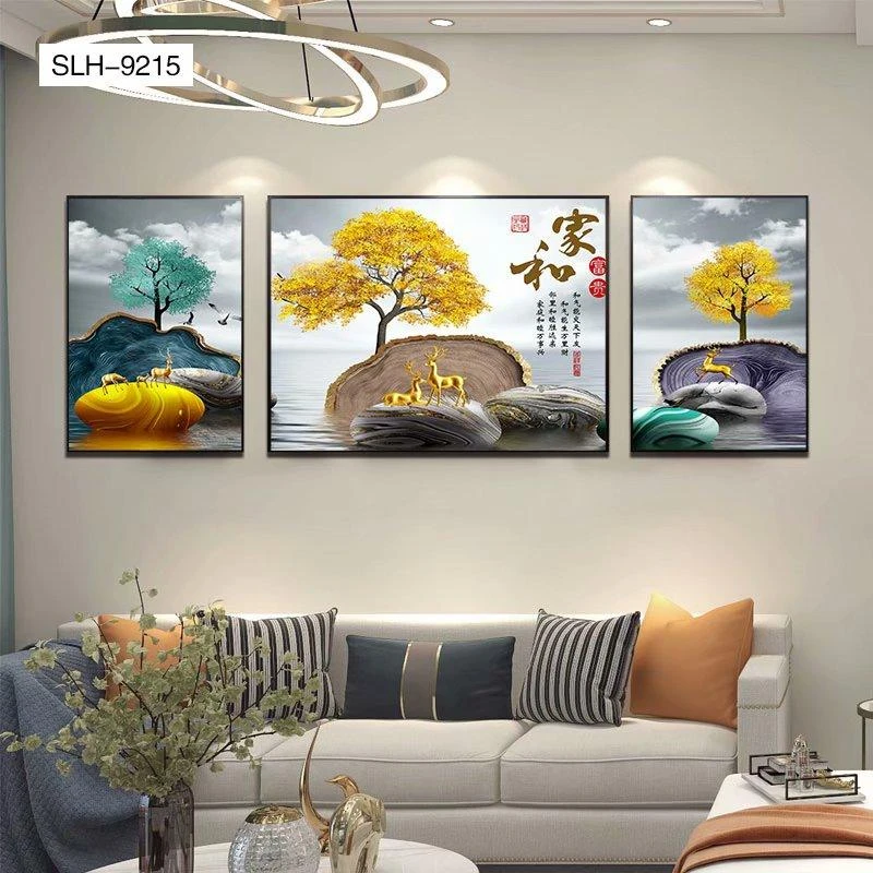 【优匠映画-送货上门】客厅三联画金鹿祥和轻奢富贵沙发背景壁画