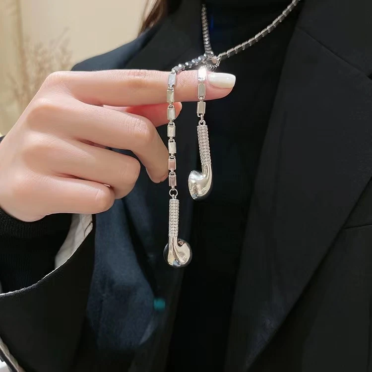 钛钢合成锆石项链 潮款耳机项链时尚气质微镶毛衣链设计感个性