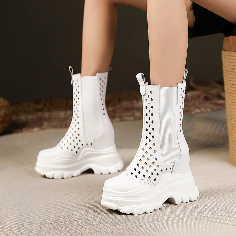 往往笑新款春季中筒马丁靴厚底内增高12cm真皮镂空透气百搭凉靴女