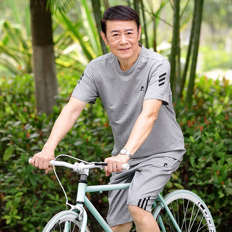 夏季中老年短袖t恤短裤运动套装男中年男士宽松衣服爸爸夏装K203