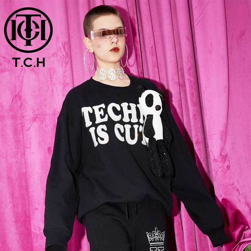 轻奢-TECHNO CHILLOUT HOUSE潮牌玩偶小熊黑色圆领衫T213116050