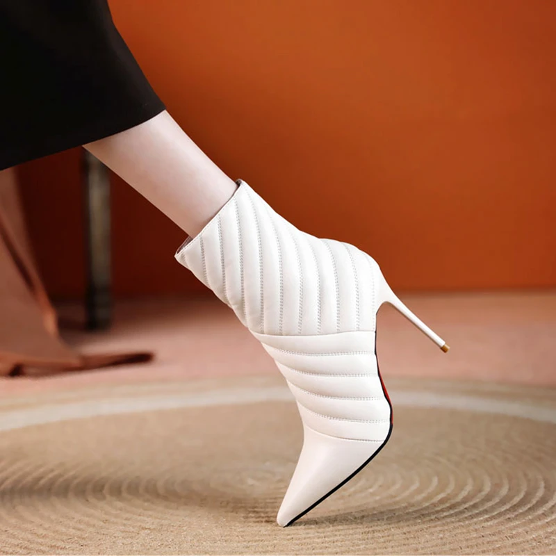 软皮细跟尖头时尚短靴女鞋秋冬加绒高跟鞋名媛风侧拉链靴子903-29