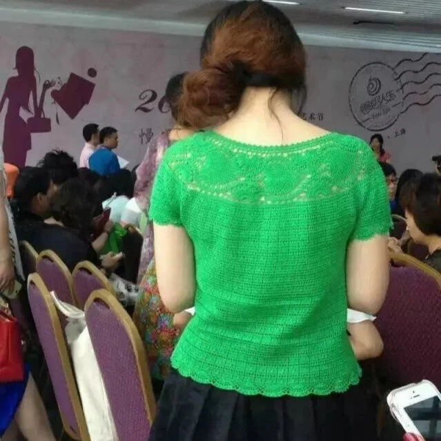 晖晖时尚编织【大鱼】进口细号丝绸棉 夏季热销钩编一团75克