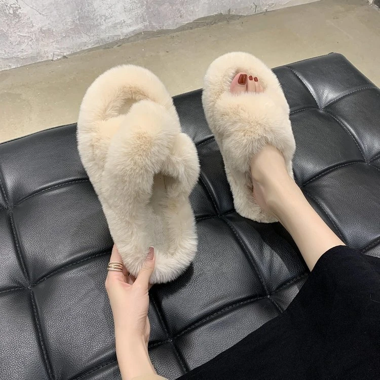 毛毛拖鞋女外穿网红大码秋冬保暖外穿交叉毛毛拖鞋
