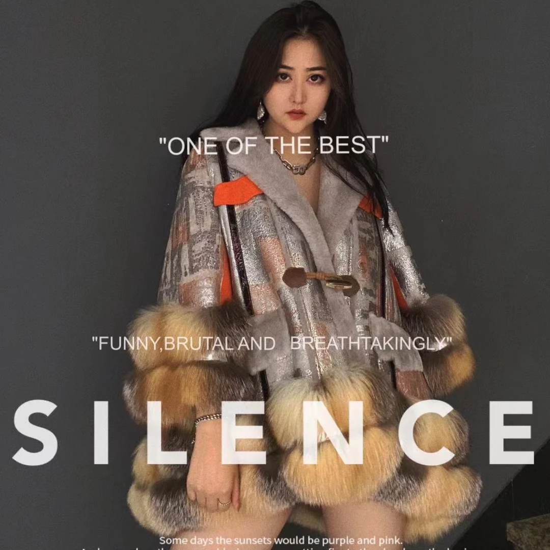 【女王优选】时尚冬季中长款狐狸毛设计师羊皮羊毛皮草外套18356