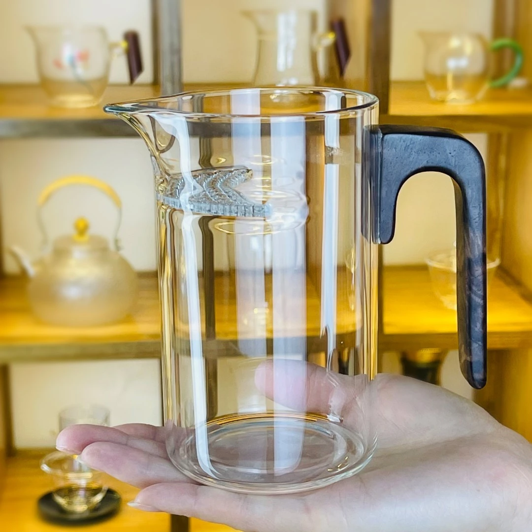 漫佳 木把直身月牙滤茶公道杯 ≈450ml 实木把细腻防滑手感舒适