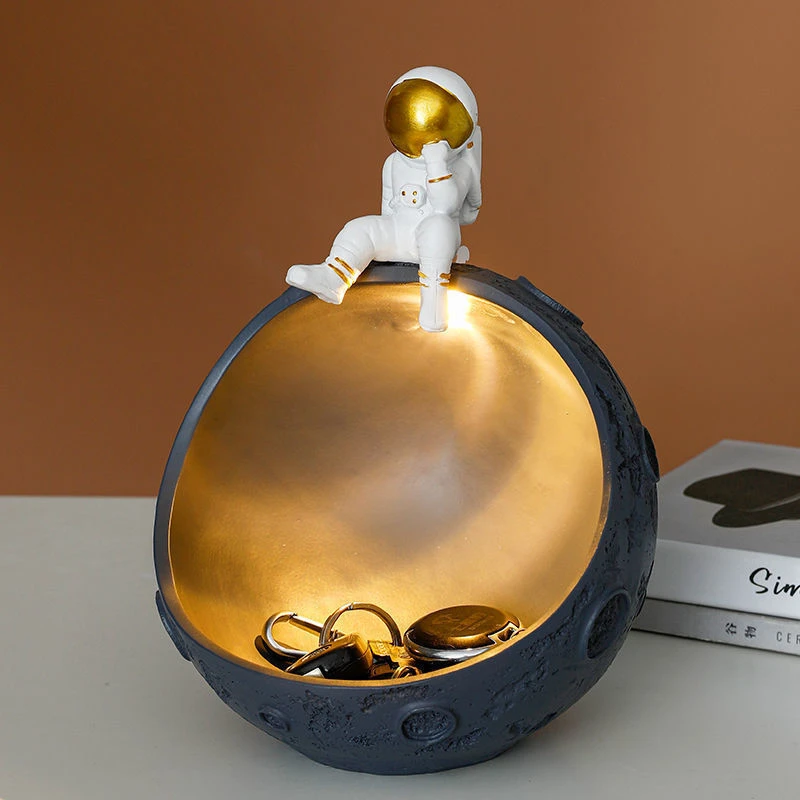 创意玄关太空人宇航员收纳盒桌面可爱生日礼物客厅钥匙轻奢摆件