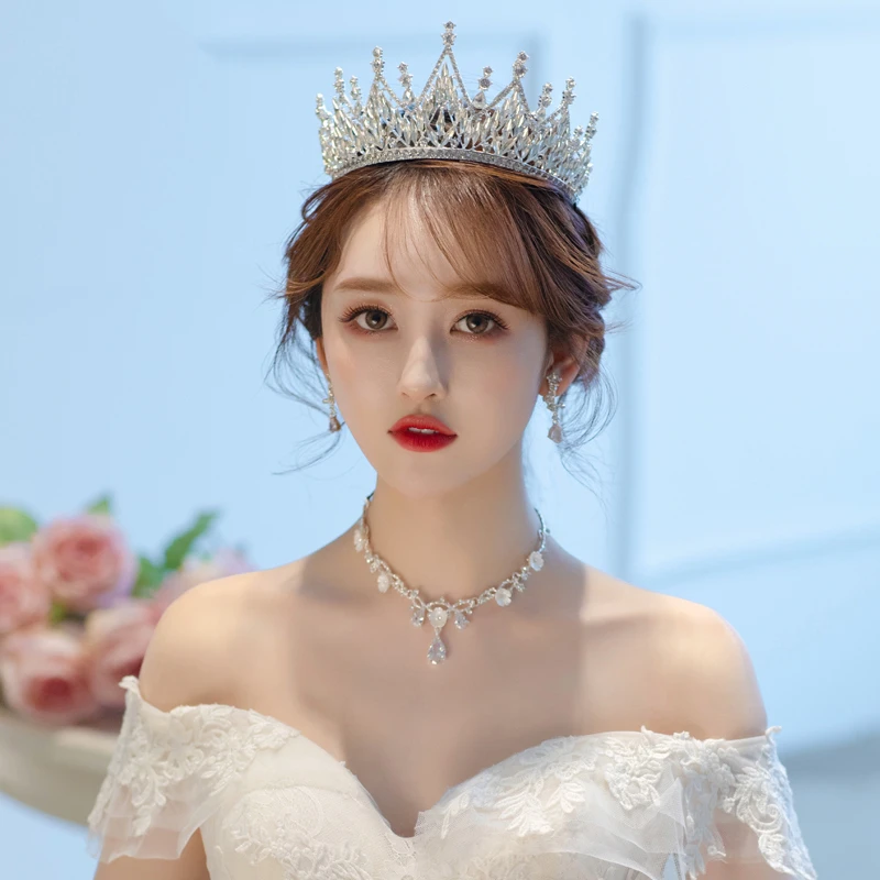 新娘结婚头饰新娘皇冠三件套2020新款婚纱礼服配饰套装饰品