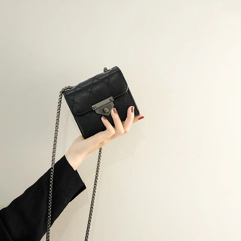 小众设计迷你小包包女2025夏新款潮时尚百搭链条斜挎包网红小方包