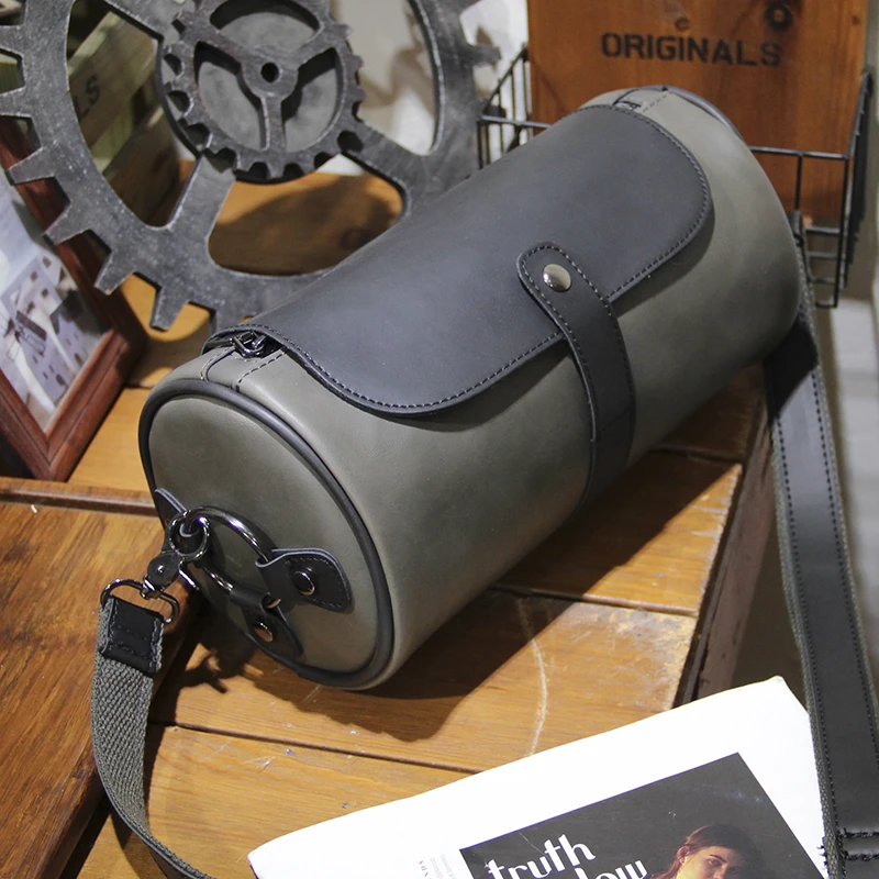 男士 通勤单肩包个性时尚圆筒小背包新款潮牌斜挎包复古街头休闲