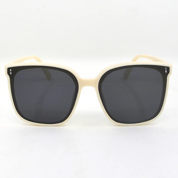 时尚太阳镜5202-奶白