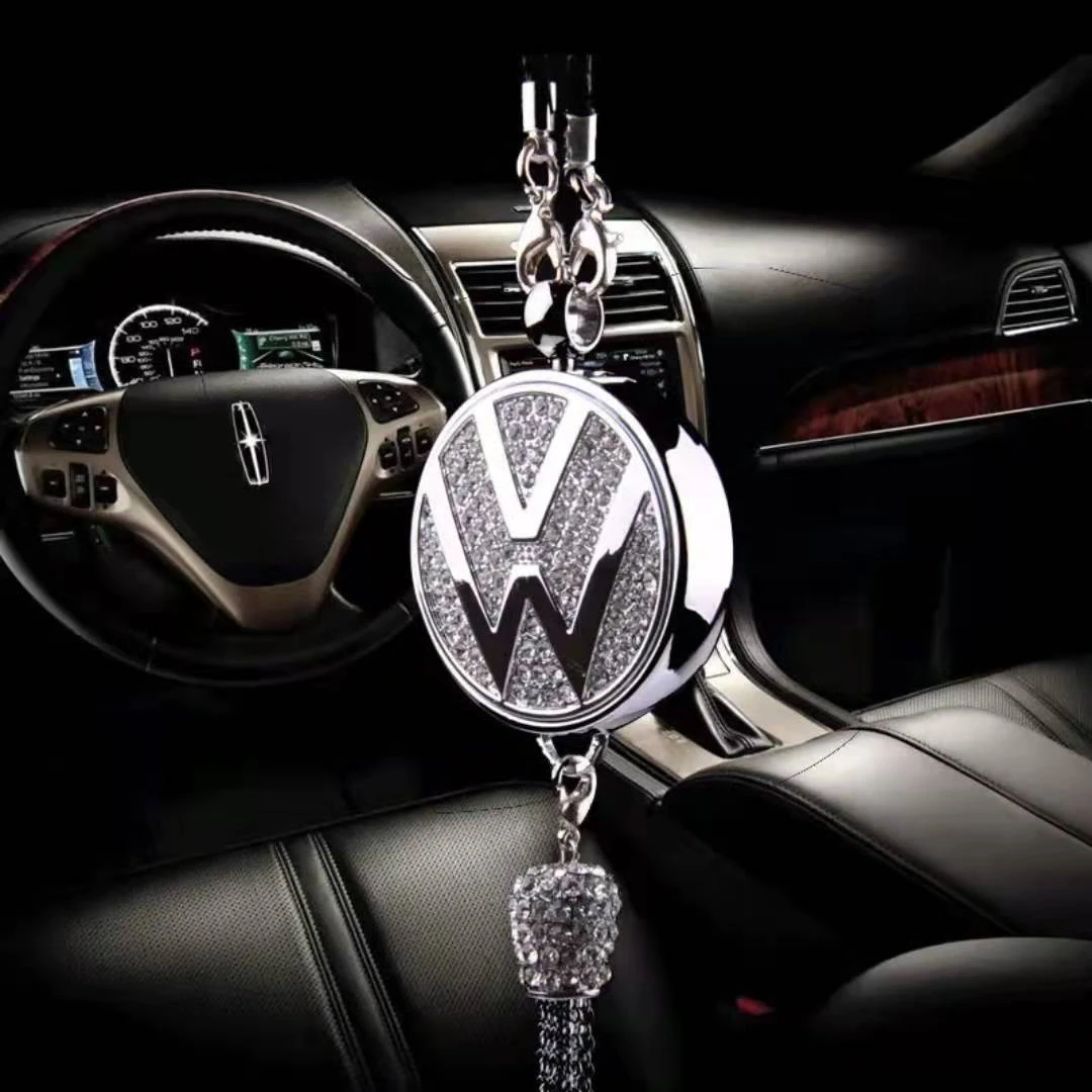 汽车挂饰吊坠镶钻车标香水挂件车载精品摆件
