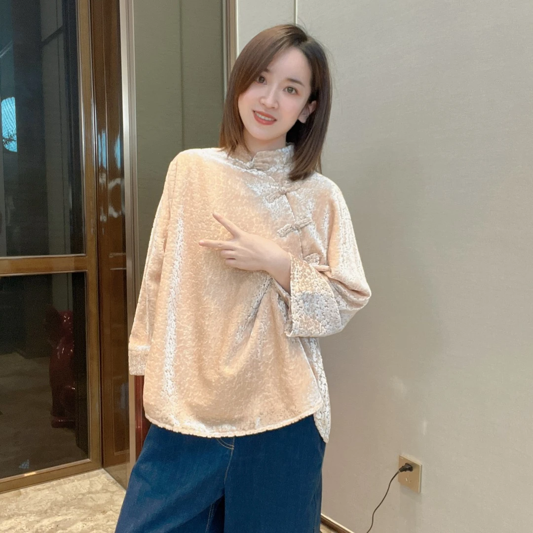 【贵姐NICOLE】（桃之夭夭）粉色提花桃桃小雏菊丝绒上衣21S741
