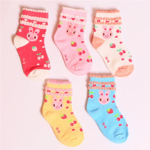 女童袜子短袜草莓小兔花边春秋棉中筒袜子学生儿童袜