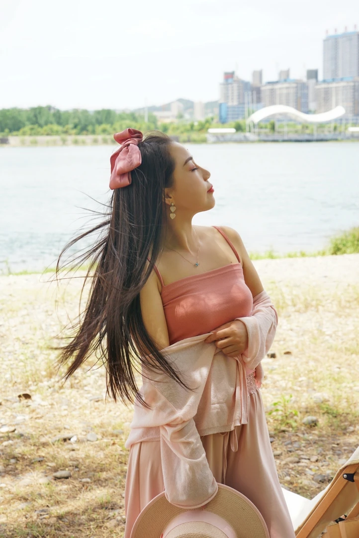 粉色阔腿裤女高腰垂感冰丝春秋休闲夏季宽腿拖地裤子女宽松直筒