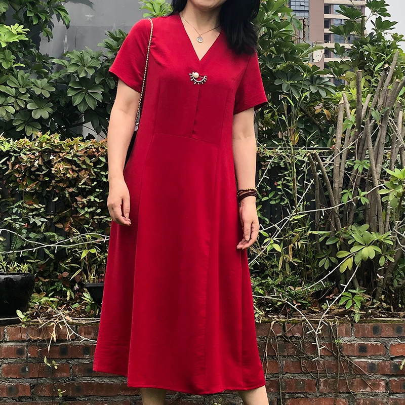 高档妈妈装气质母亲中老年显瘦夏季中长款简约女装休闲婚宴收腰