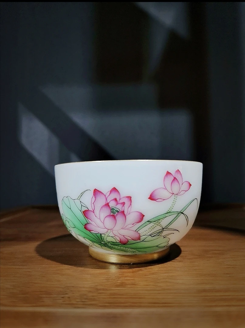 私人订制玉泥陶瓷荷花白瓷手绘品茗杯泡茶精美家用瓷杯茶杯120ml