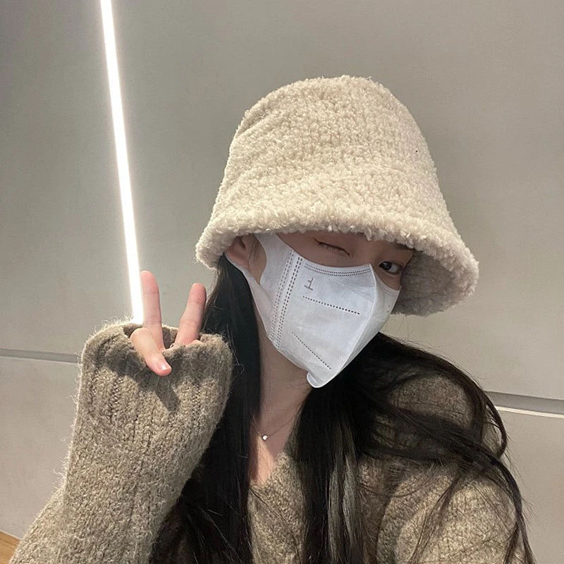 前长后短不卡脖毛毛渔夫帽加厚加绒冬季遮脸水桶帽