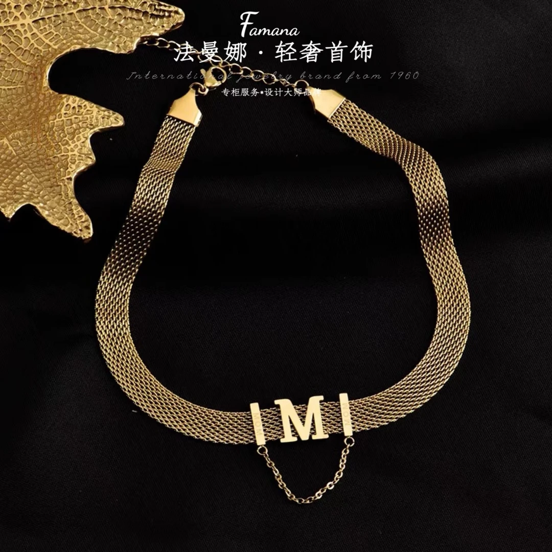 钛钢项链 Famana/法曼娜  欧美网红夸张个性短款字母颈圈（T082）