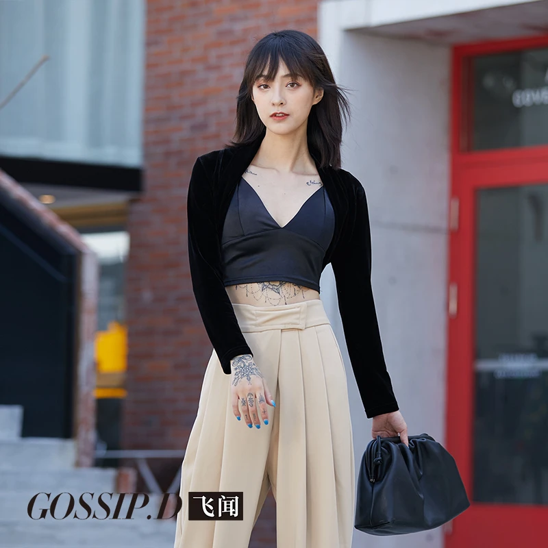 飞闻春秋丝绒长袖礼服小披肩芭蕾百搭短款旗袍外搭坎肩外套开衫女