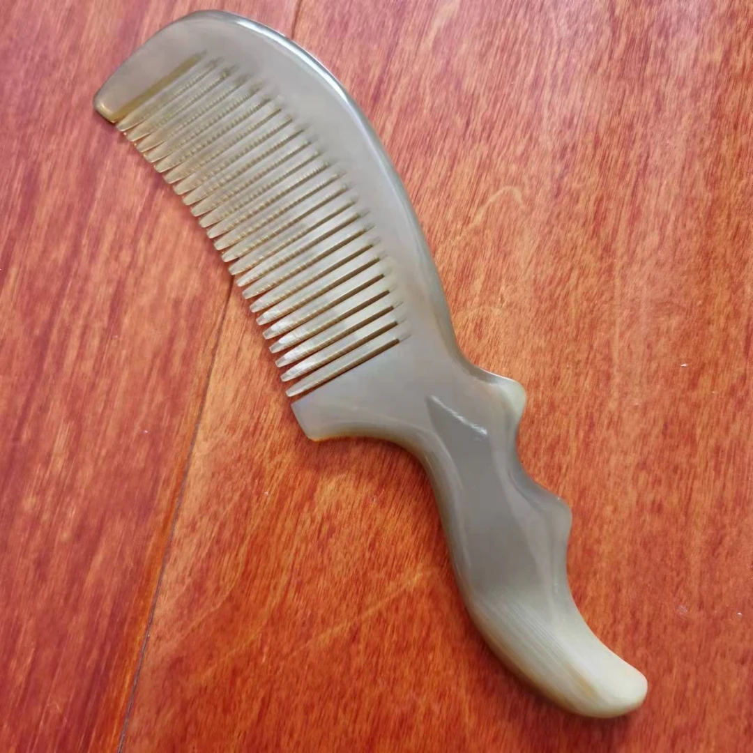 精品山形牛角梳   好梳头好抓握又耐看