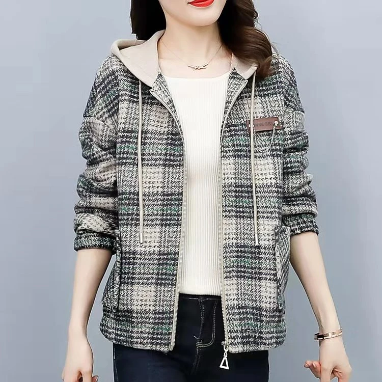 【馨之萌】2024年春季新款时尚女装百搭中年连帽拉链外套——R361