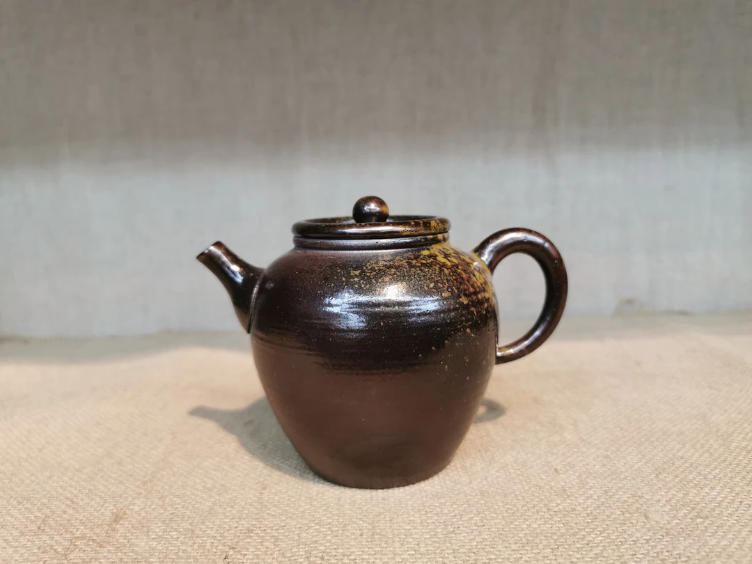 云南建水紫陶浪鬼柴烧鬼彩壶260毫升