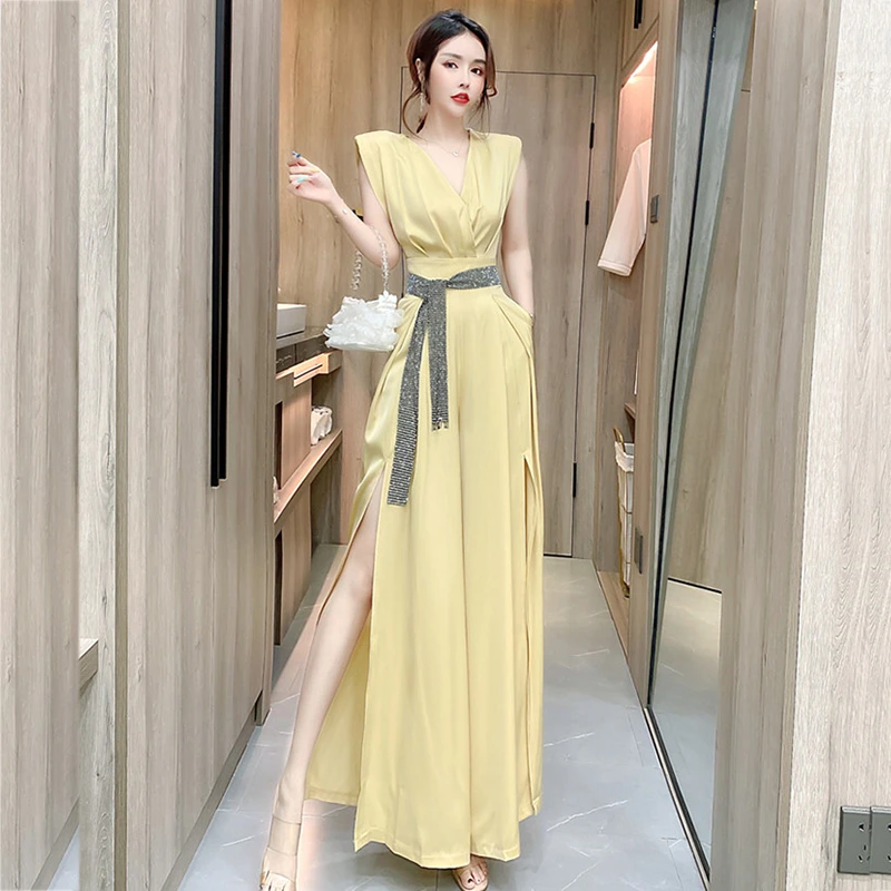 女神范名媛气质V领连体裤女2024夏季新款炸街收腰显瘦阔腿裤长裤