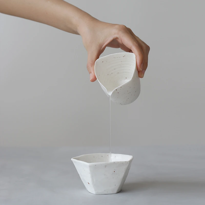 惊【孤品】艺术家雷杰 白驹/五方杯/9.5*9*4.3陶瓷杯 手工制作333