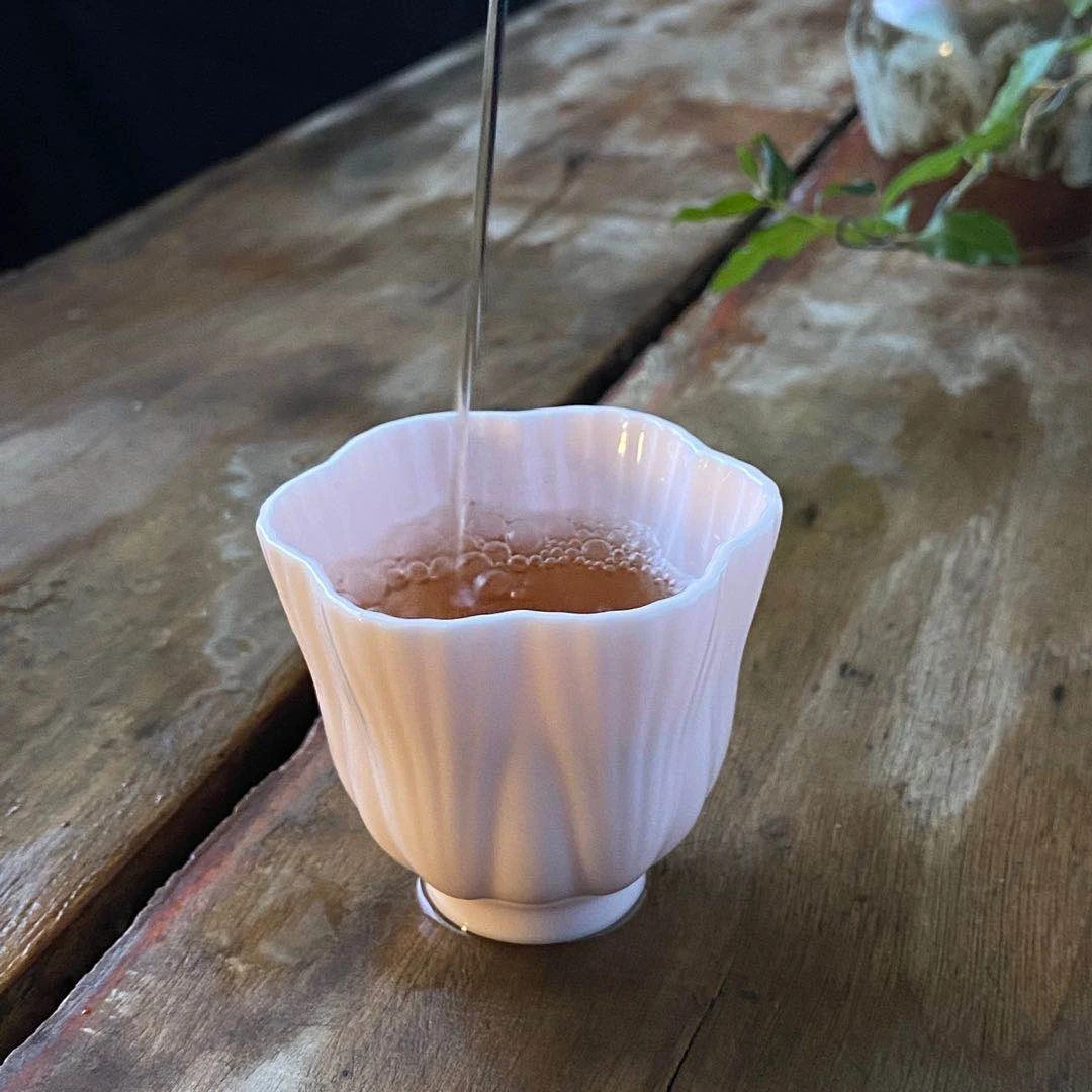 樱花玉泥手工樱花粉百财杯粉色陶瓷茶杯  宽6CM高5CM容量45ML