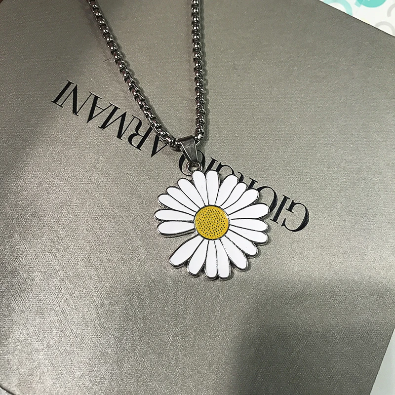 钛钢项链 日韩时尚男女情侣小雏菊项链韩版嘻哈吊坠男生饰品礼物