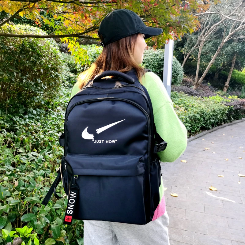 初高中学生书包大容量韩版潮流电脑背包双肩包女新款校园旅行包