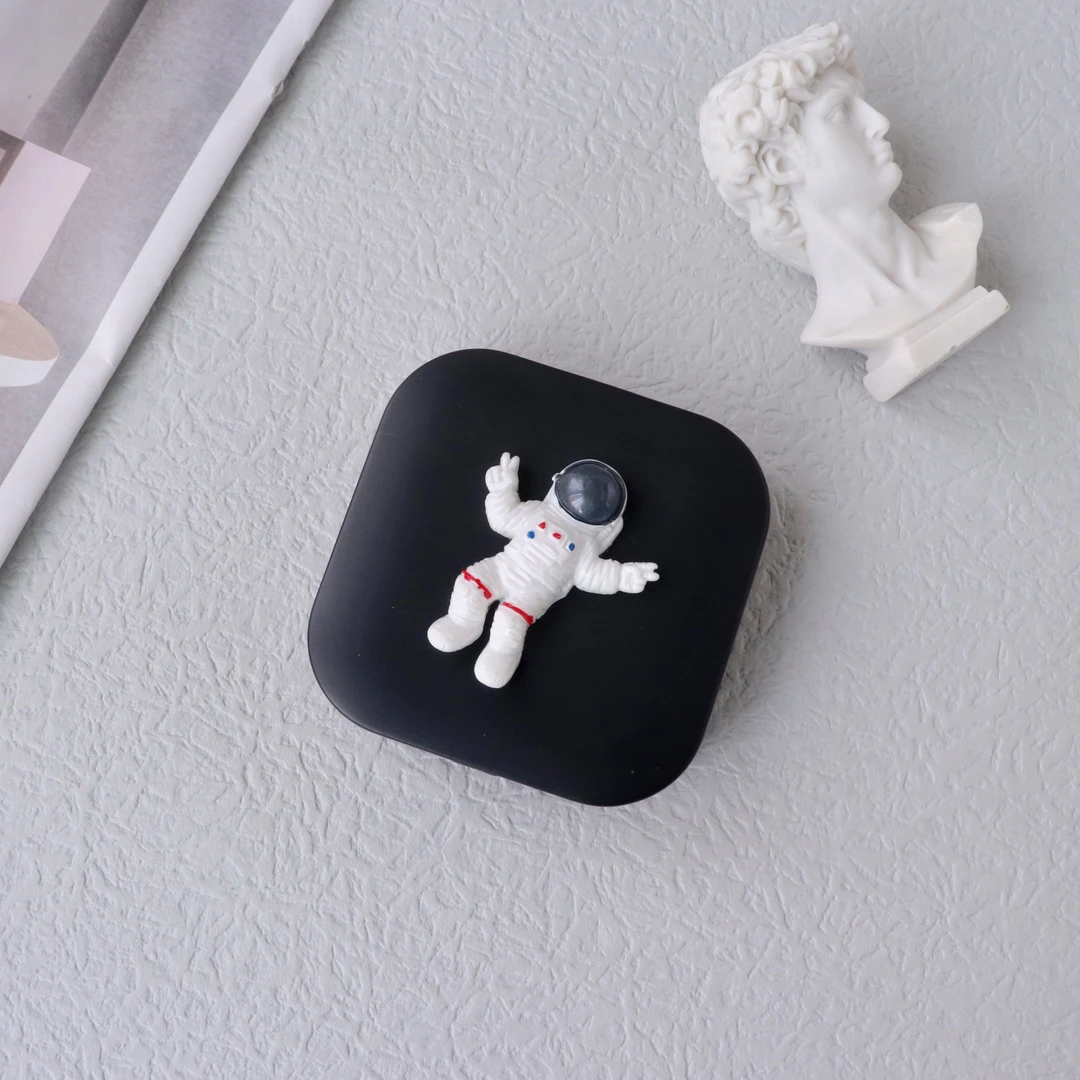 隐形眼镜盒子简约便携男女通用美瞳盒伴侣盒宇航员护理盒收纳盒子