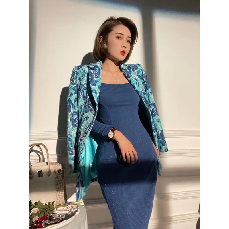 XULU原创气质西装外套通勤轻奢方领长袖连衣裙蓝色郁金香连衣裙