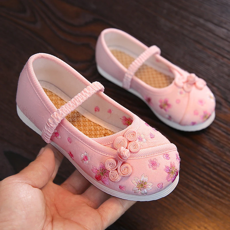 汉服女童绣花鞋老北京儿童手工布鞋民族风古风鞋舞蹈刺绣童鞋3087