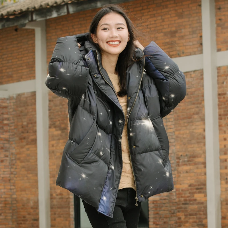 R/谜底女装冬新款加厚保暖休闲连帽小A型短款羽绒服女214MY2432