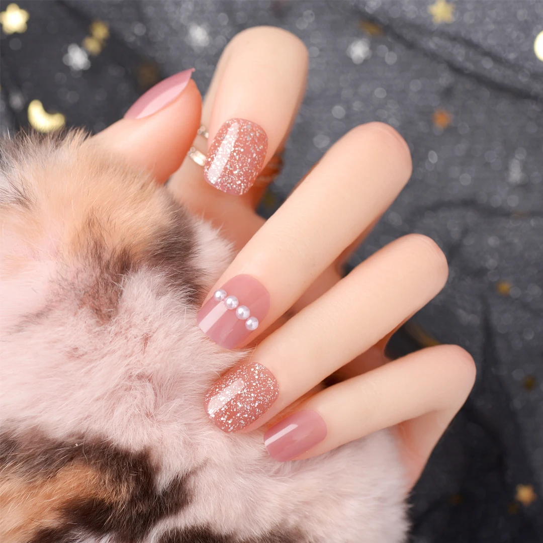 假指甲贴片爆闪胶裸粉珍珠美甲贴片成品指甲片秋冬短款少女