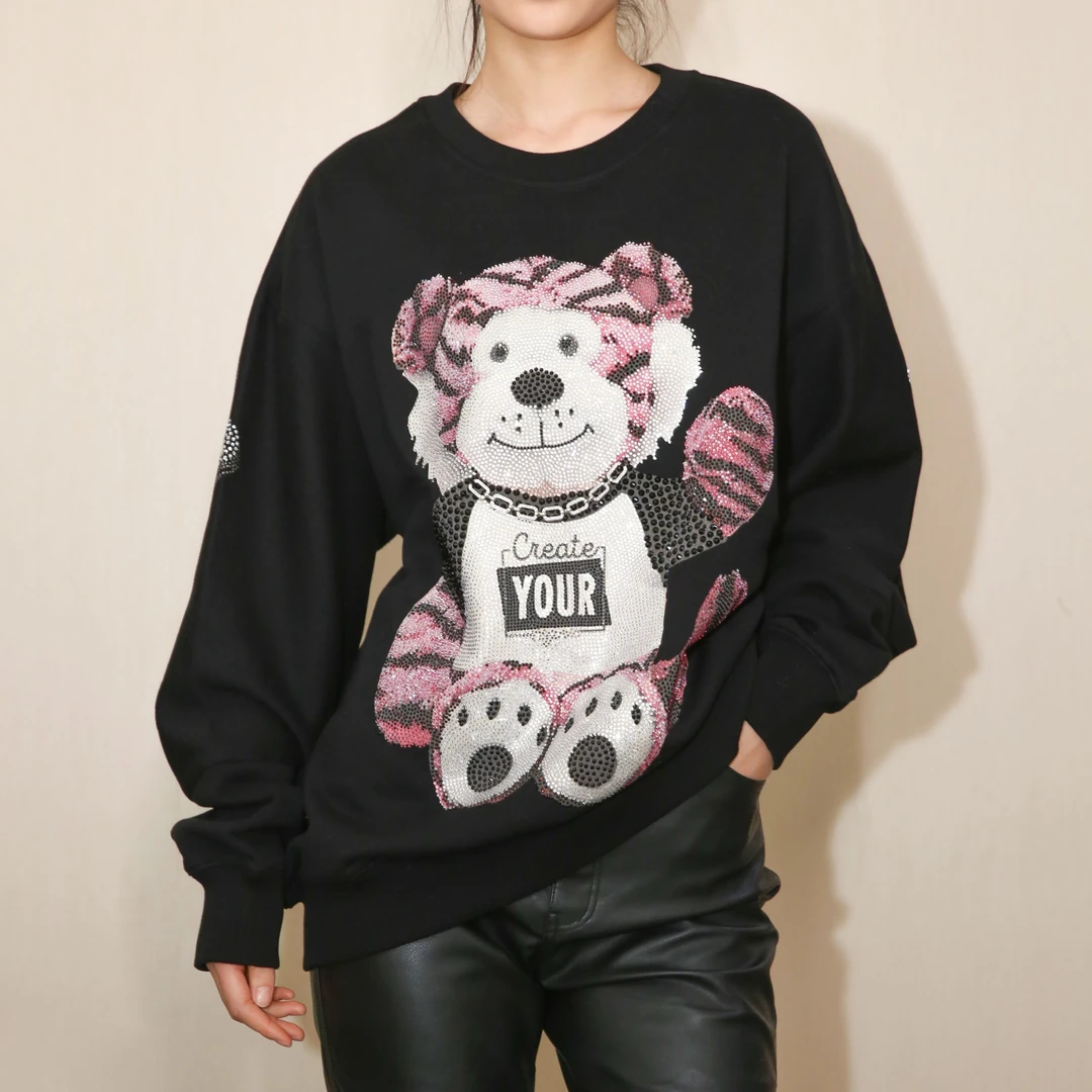 轻奢-TECHNO CHILLOUT HOUSE潮牌项链熊烫钻宽松卫衣T21311C6906