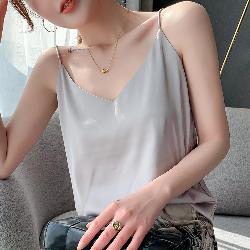 吊带女性感无袖上衣夏宽松外穿网红西装内搭打底小背心ins潮百搭