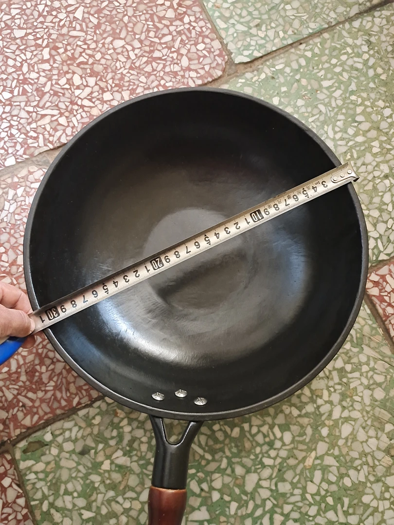 口径31公分炒勺平底浅锅适合两三个人用