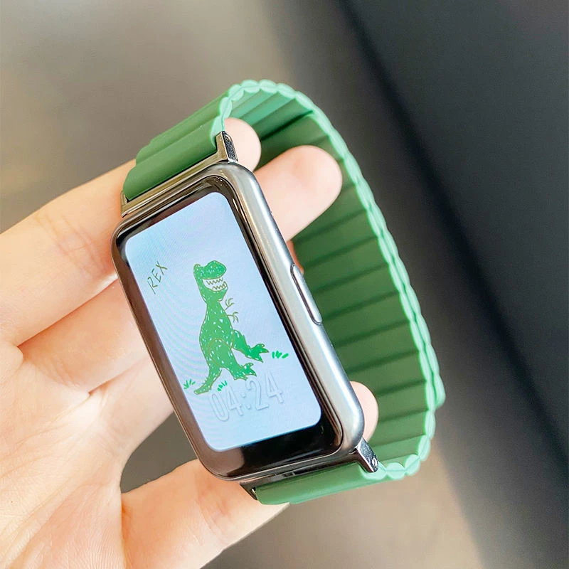适用华为Watch Fit 智能手表表带运动硅胶磁吸回环腕带替换带配件