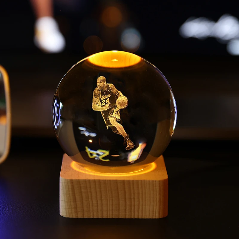 生日送男朋友同学纪念品学生礼物金色发光纪念球科比摆件国庆新年